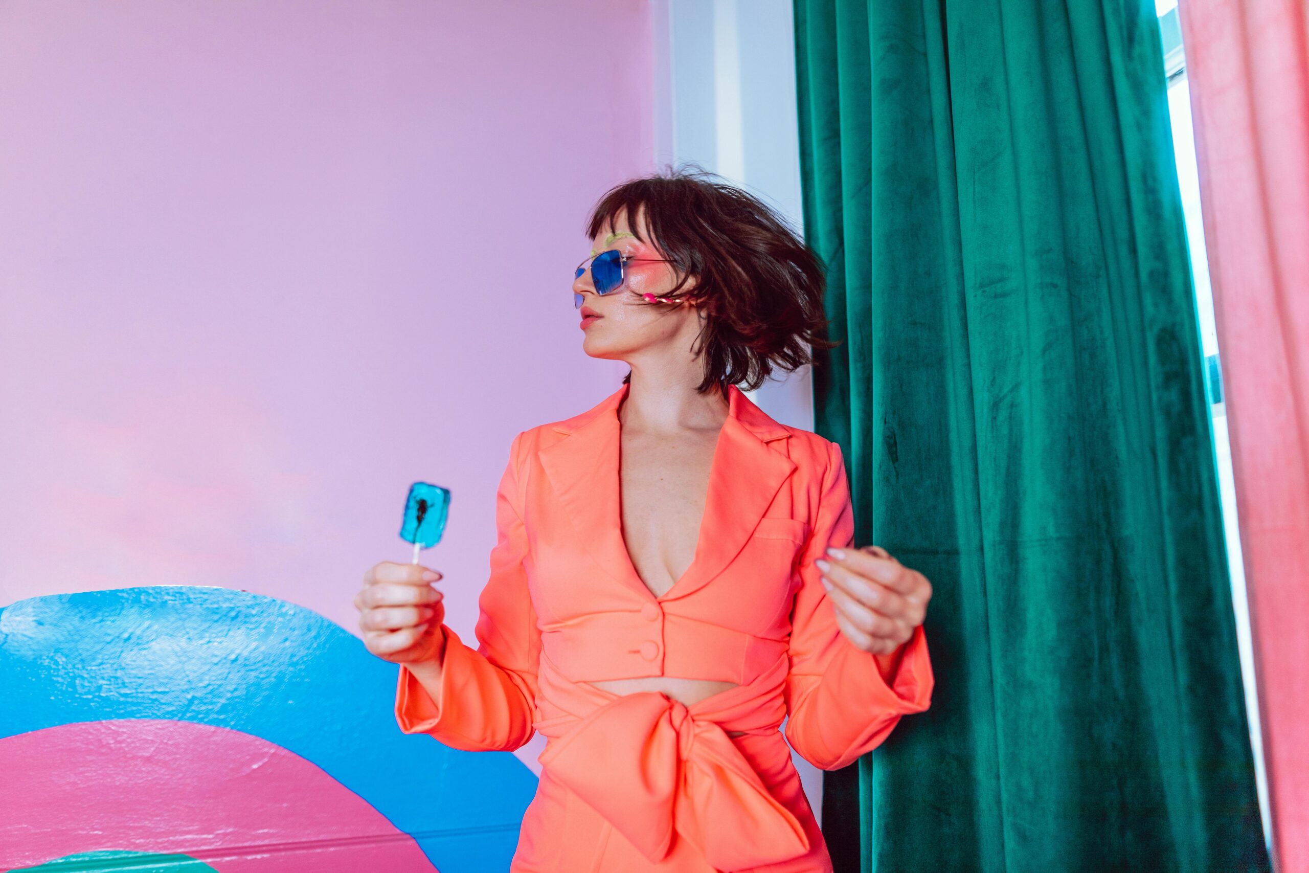 Should Going Viral Be Part of Your Marketing Strategy? Here's the Truth.